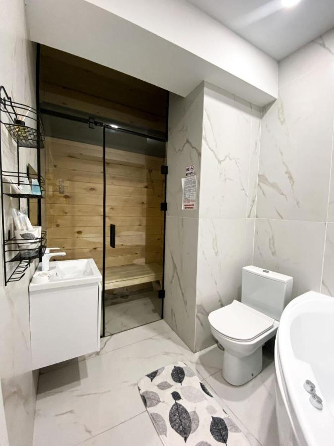 Central City Apartments Ustʼ-Kamenogorsk Exterior foto